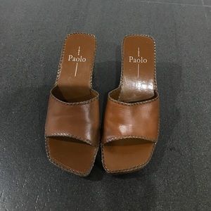 Linea Paolo 👠 like new with box