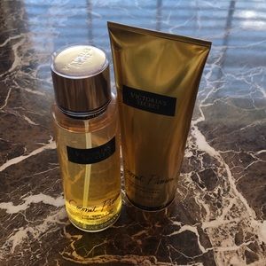 🍒BNWT Victoria's Secret Lotion/Fragrance set!🍒
