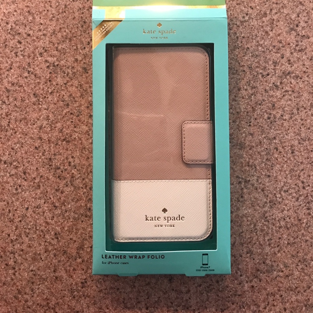 BRAND NEW: Kate spade leather wrap folio iPhone 7*