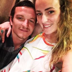 Meet your Posher, Max