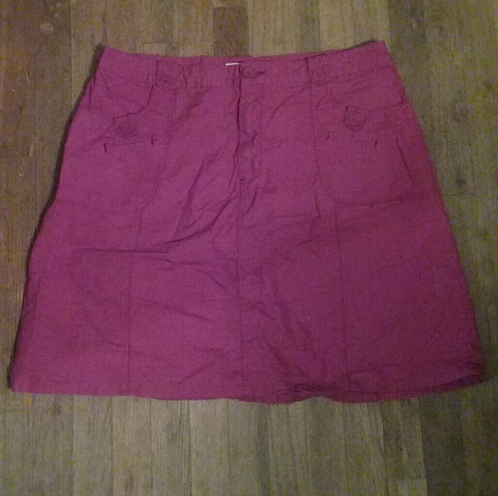 Red skirt