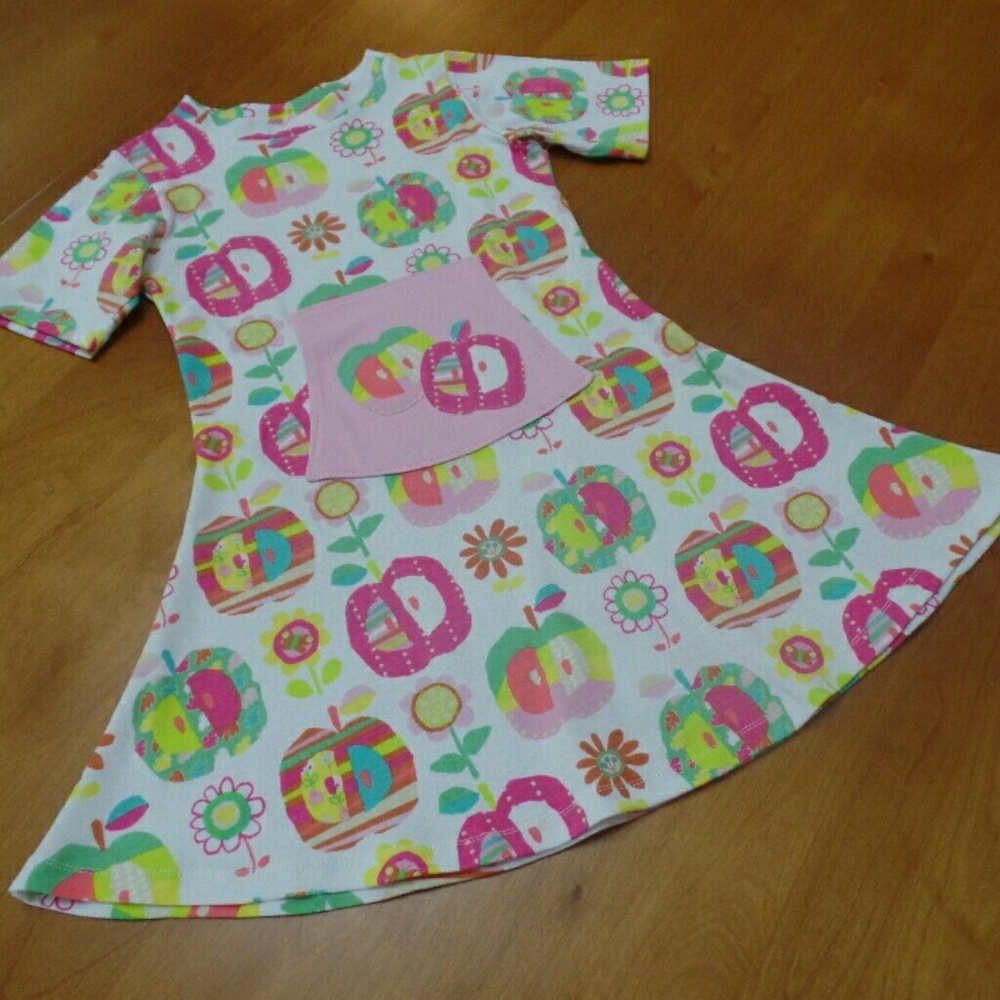 NWOT Pixie Dust Design Apple knit dress size 4/6