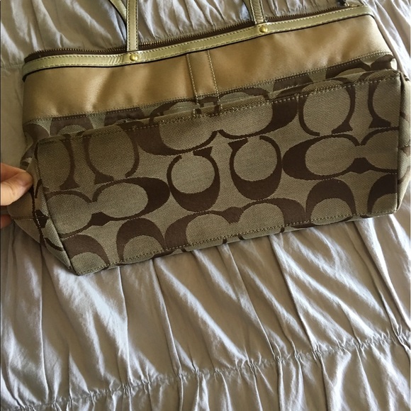 Coach handbag - Picture 2 of 8