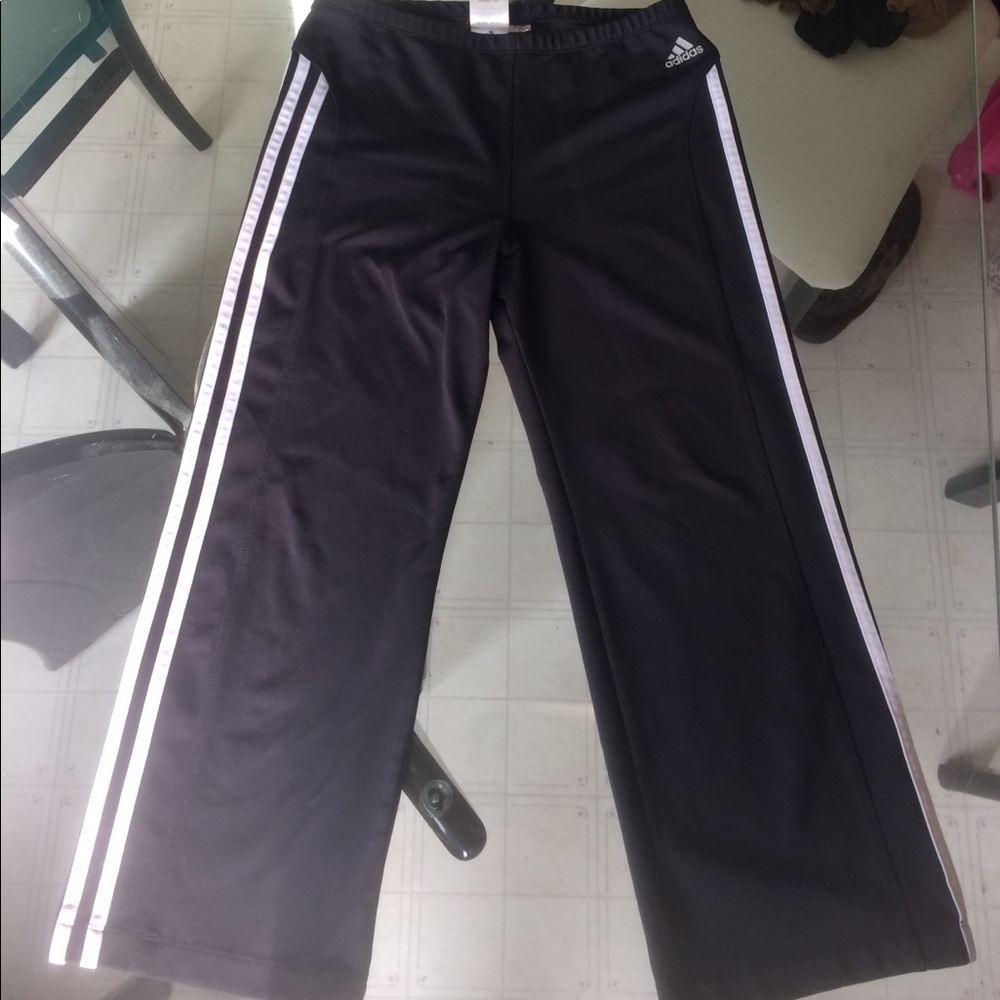 Women adidas Capri