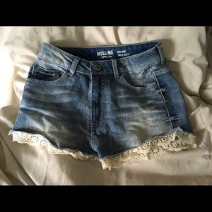 High waisted lace trim jean shorts size 3