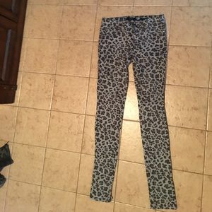 Grey leopard print jeggings