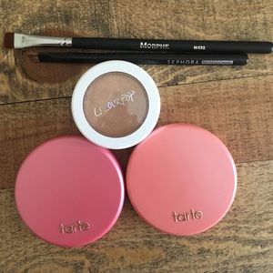 Makeup bundle
