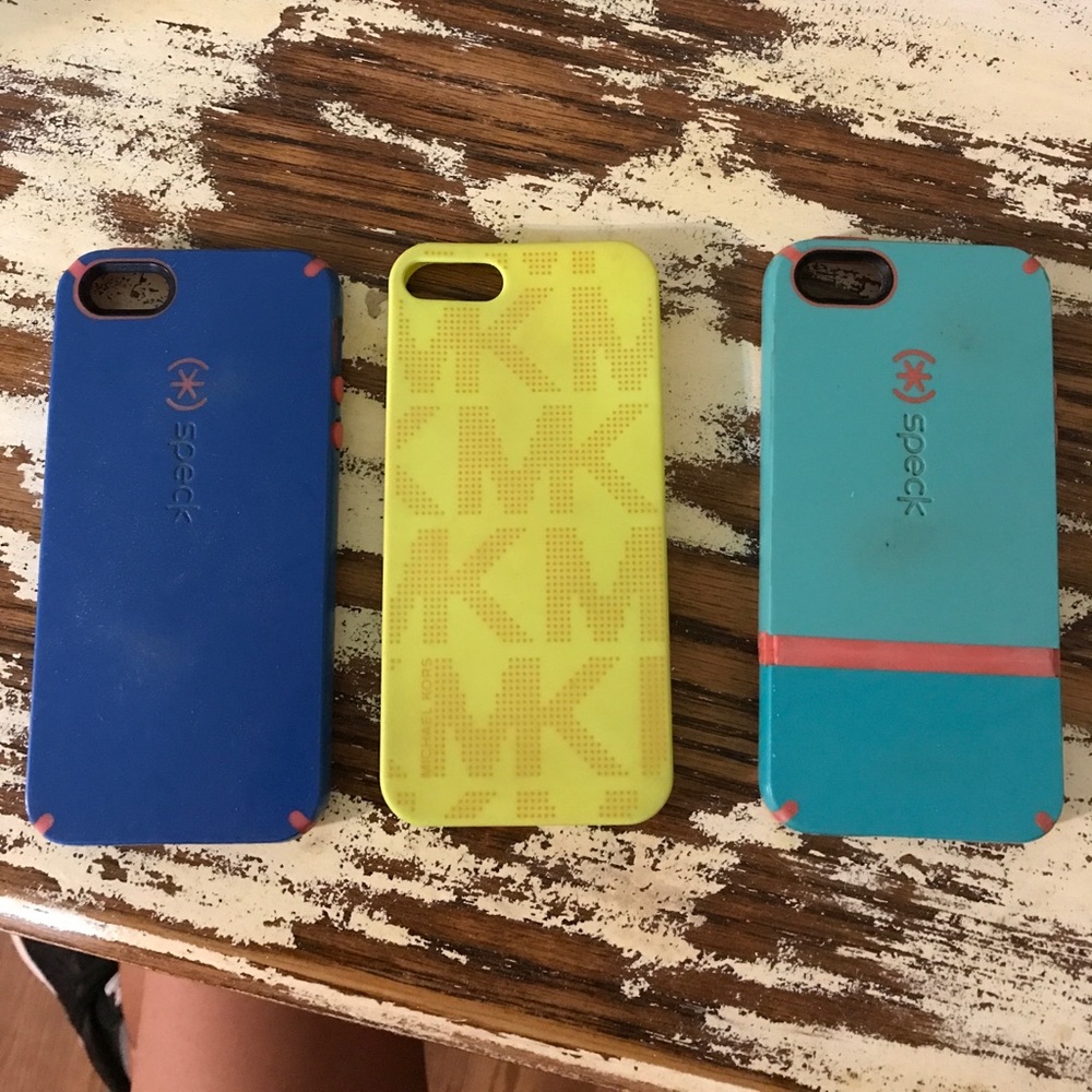 2 speck and 1 michael kors iphone 5 or 5s cases