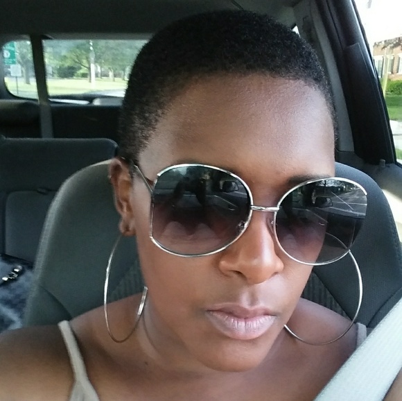 Meet your Posher, Aneesah - Picture 1 of 1