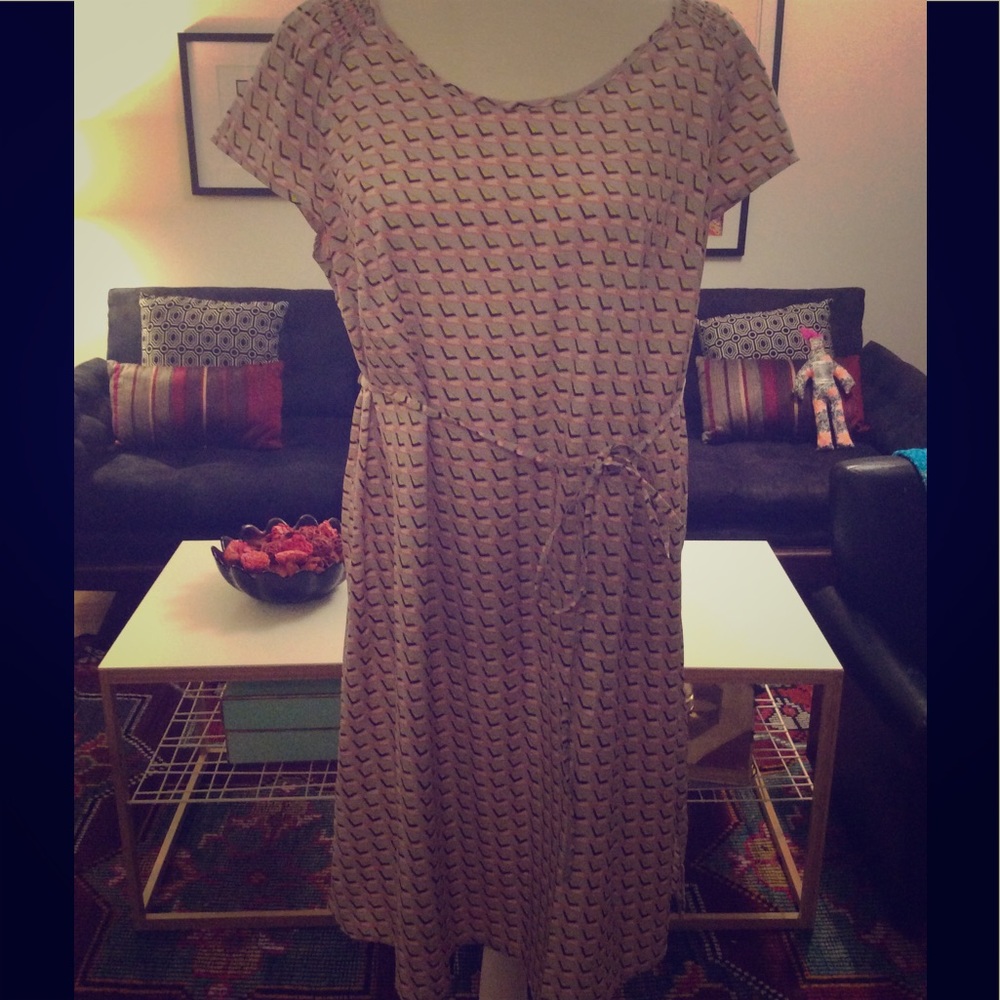 Liz Lange Geometric Print Maternity Dress