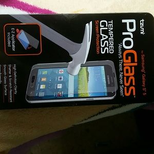 Tempered glass  for Samsung as well as Iphone 5,5s