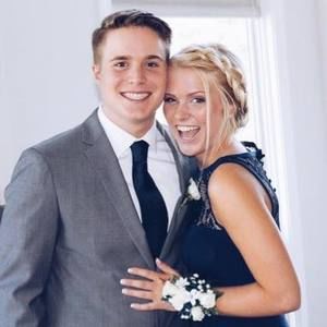 Meet your Posher, Abby