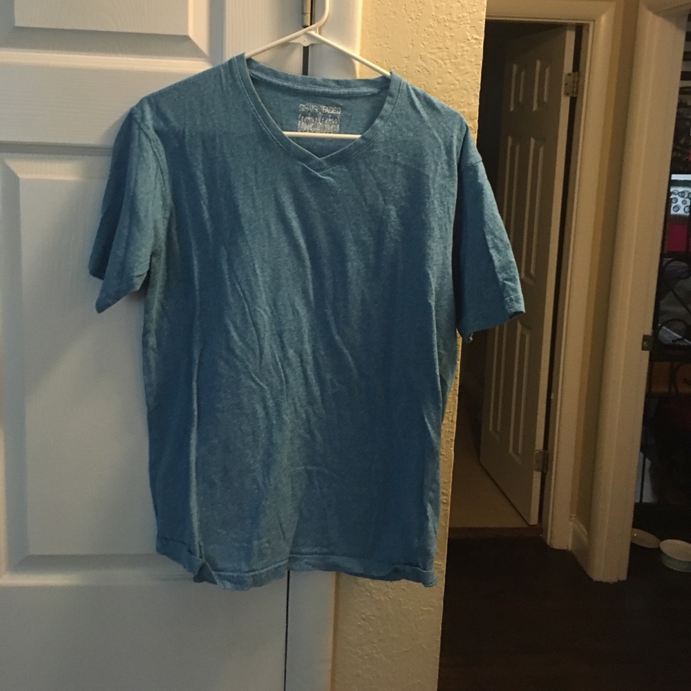 V neck tee