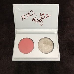 Kylie Cosmetics Sweet Heart Eyeshadow Duo