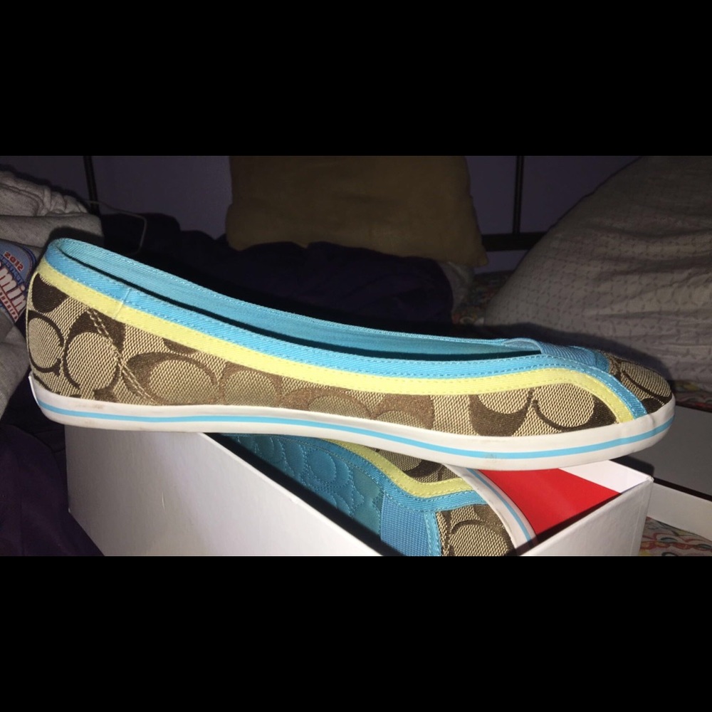 AUTHENTIC COACH SHOES