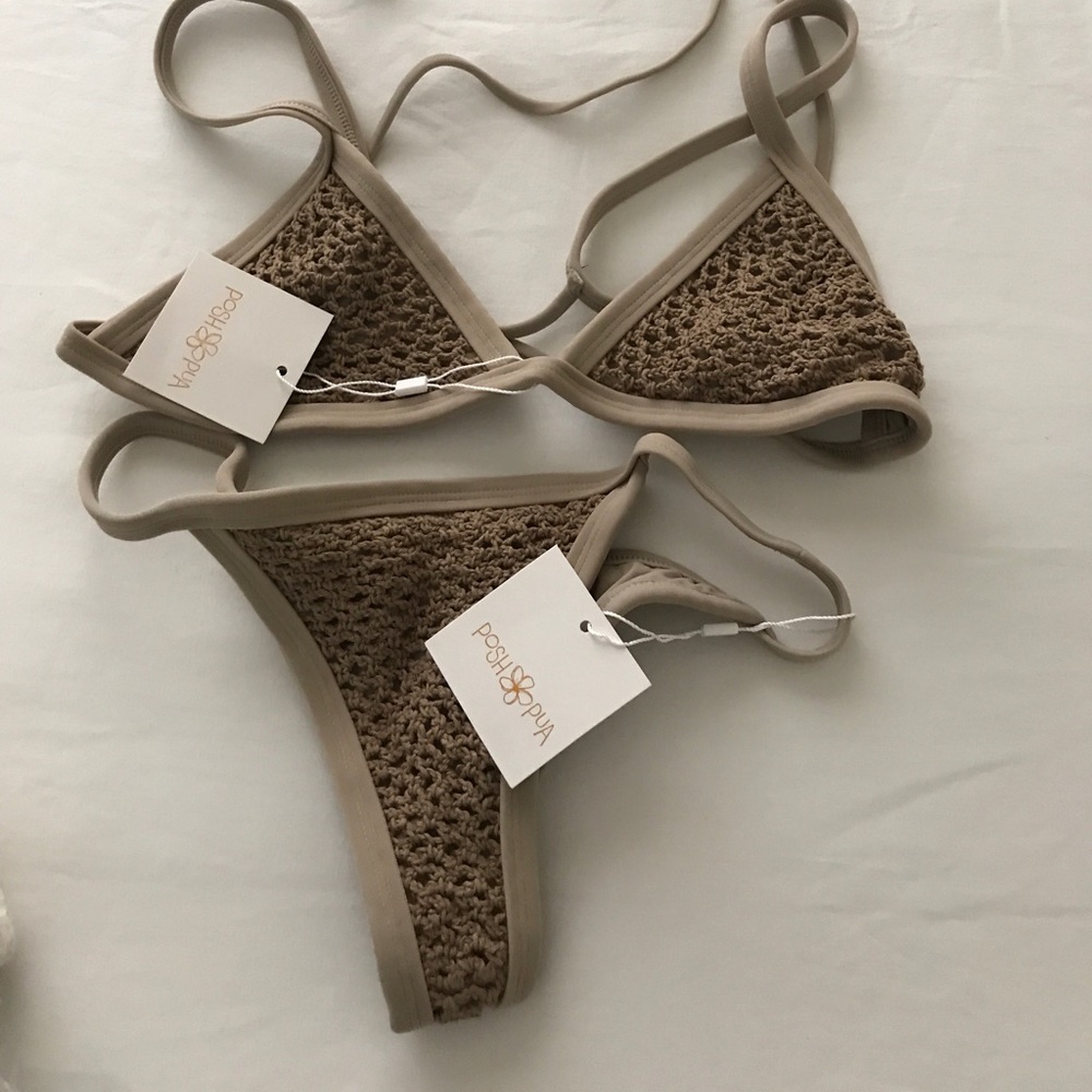 PoshPua Kainalu Crochet Top(L) & Bottom(L) in Coco