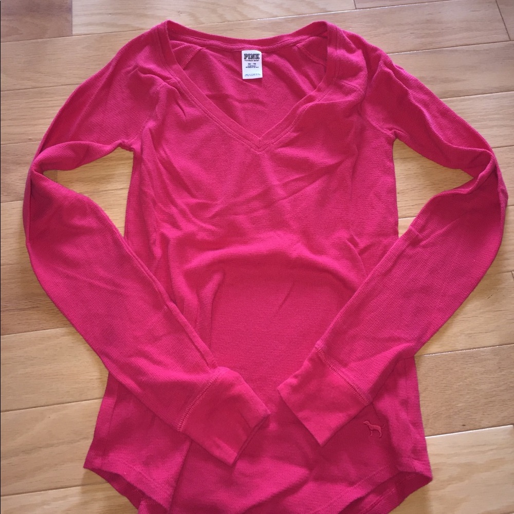 Red v neck long sleeve shirt