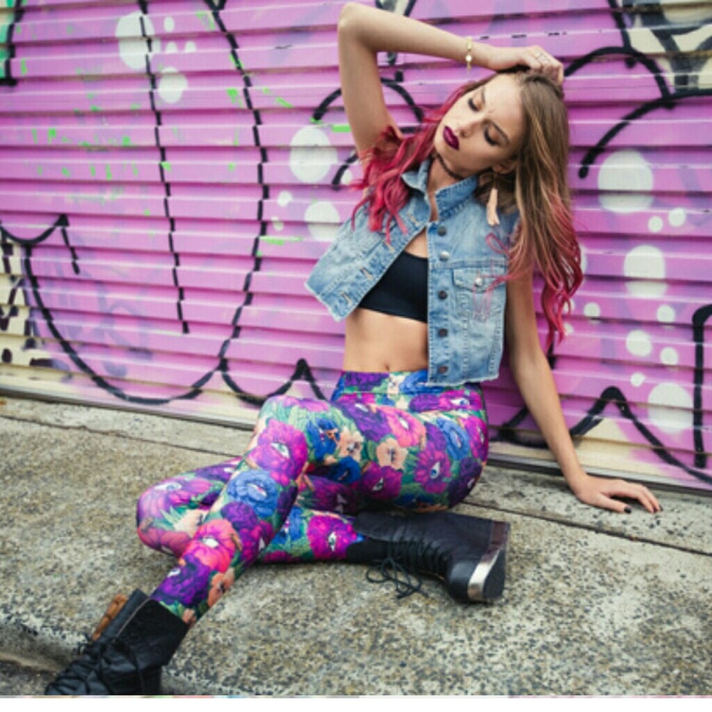 Black Milk Peeking Peonies Leggings XS HTF