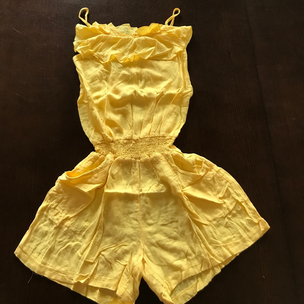 🍋Yellow Romper 👍 Summer look🌼🌻