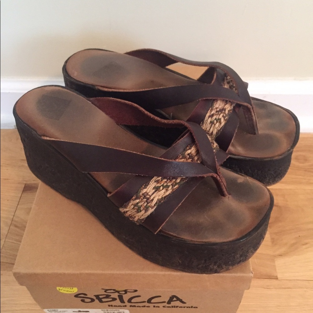 Adorable wedge sandals