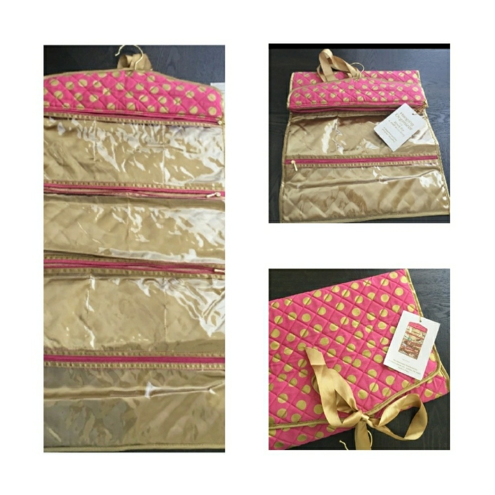 $8 NWT travel organizer