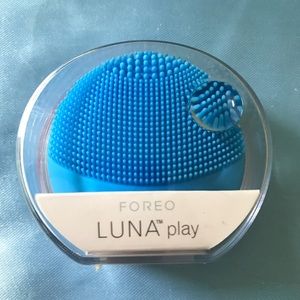 BNIB foreo Luna play