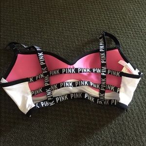 Push-up sports bra
