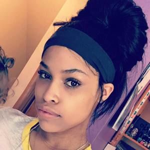 Meet your Posher, Chickie