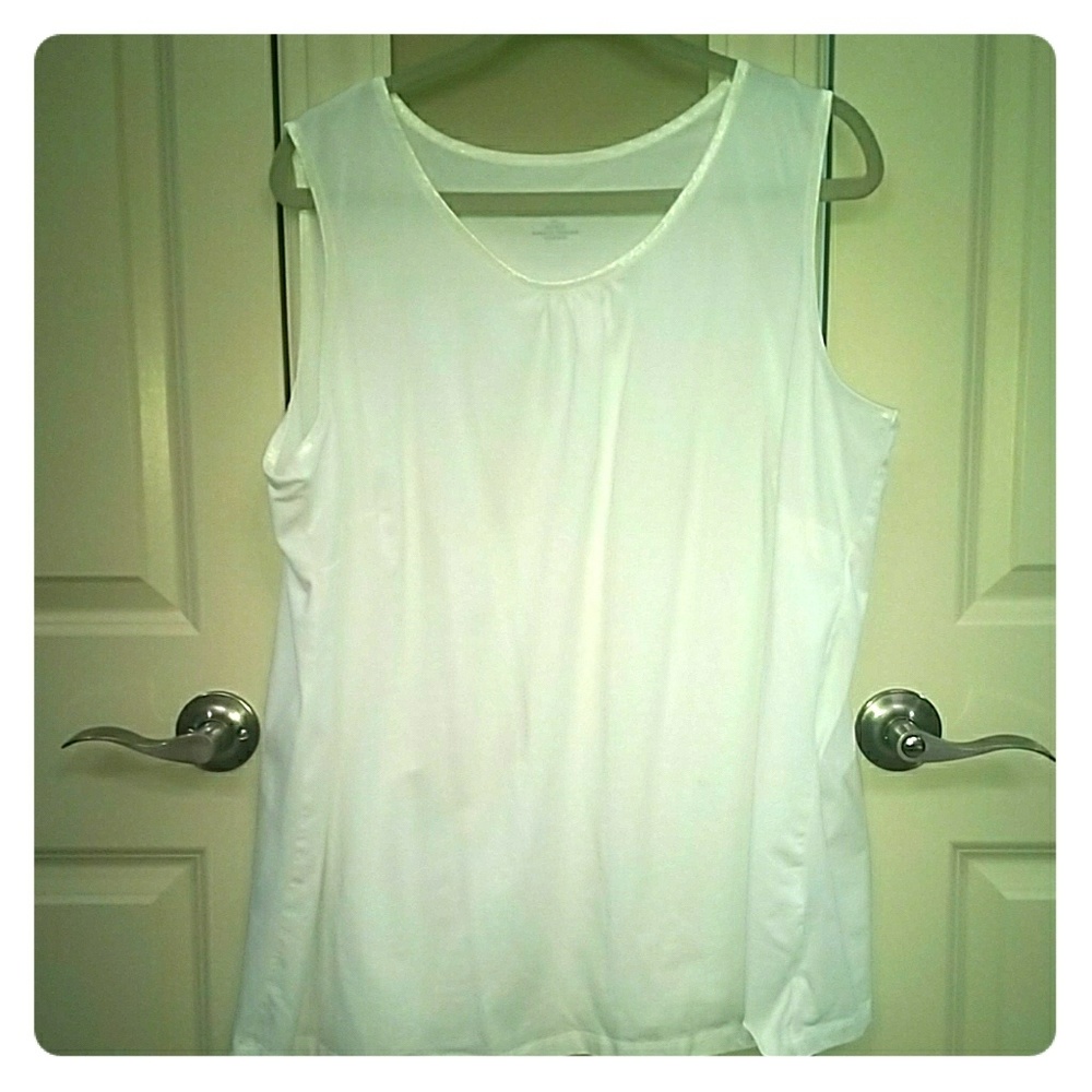Catherine's Suprema Collection tank top