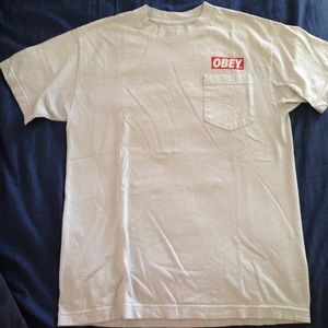 Vintage obey pocket tee