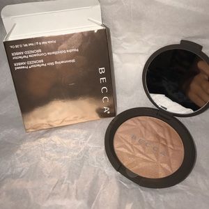 Becca "Bronzed Amber" bronzer