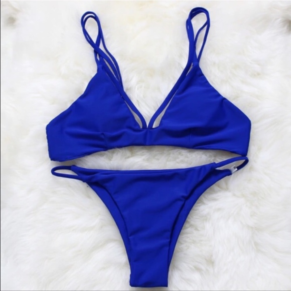 Royal blue strappy bikini set