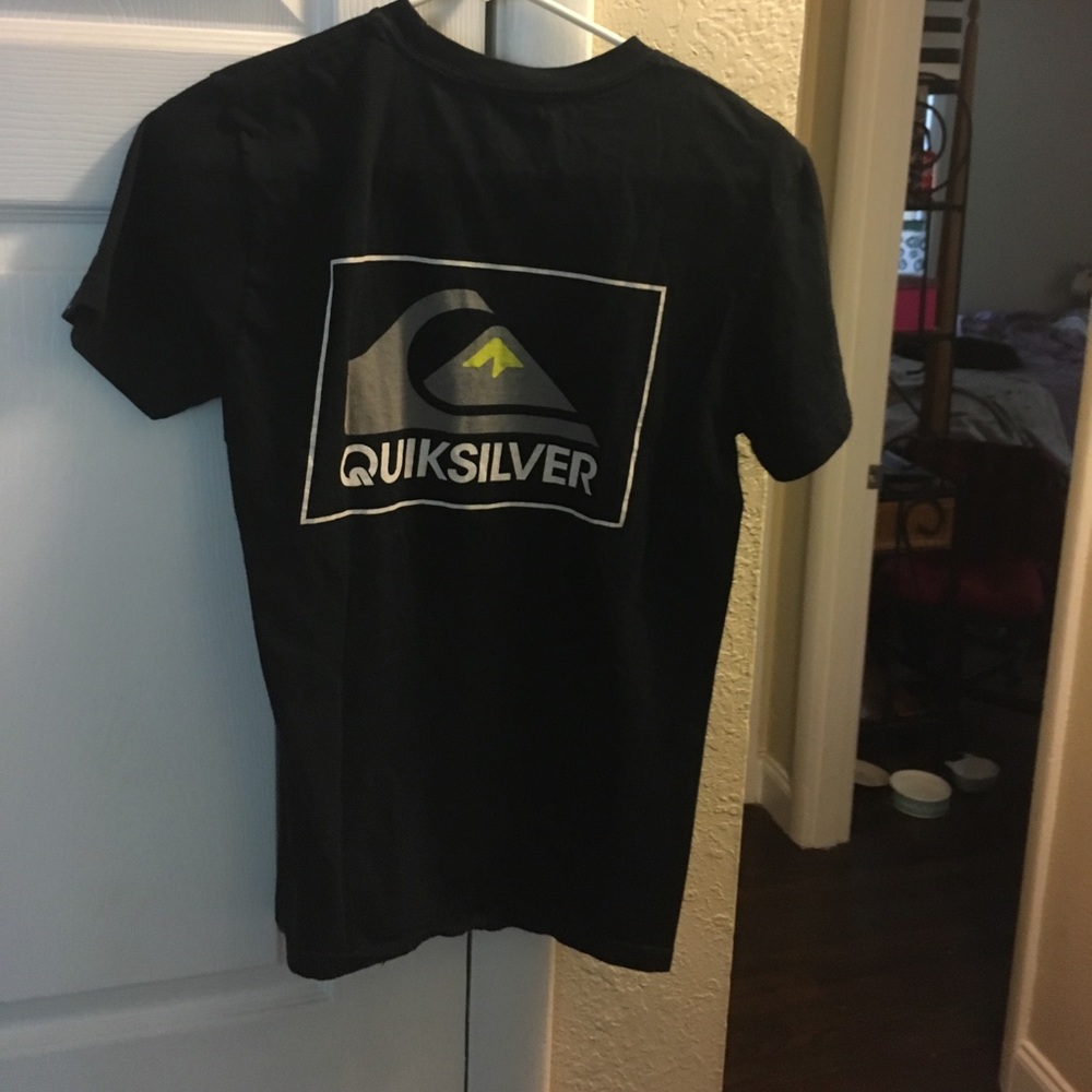 Tee