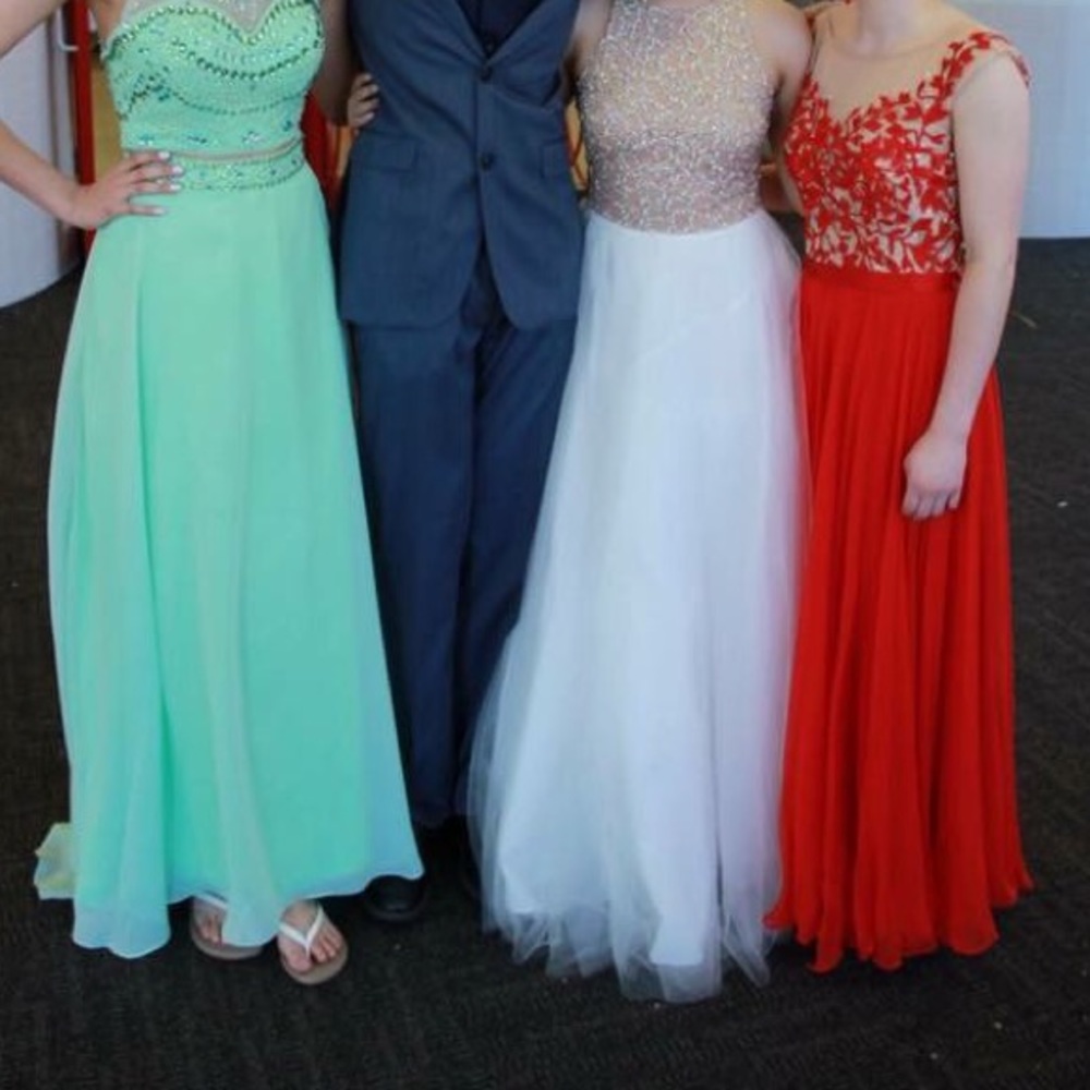 Sherri hill red dress. Worn only twice.