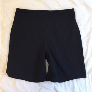 Athleta || Spandex shorts