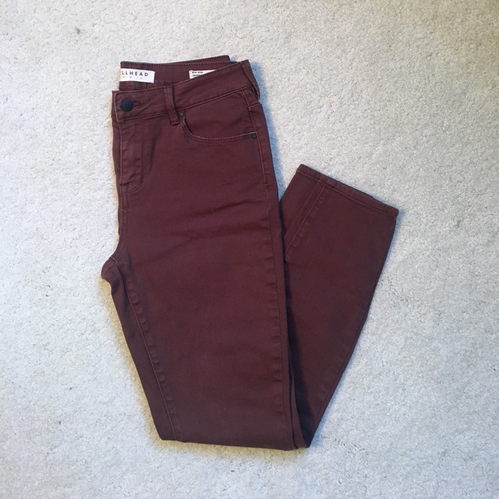 red cropped jeans