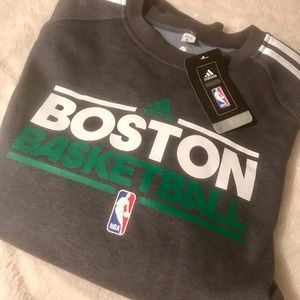 NWT Boston Celtics Sweatshirt