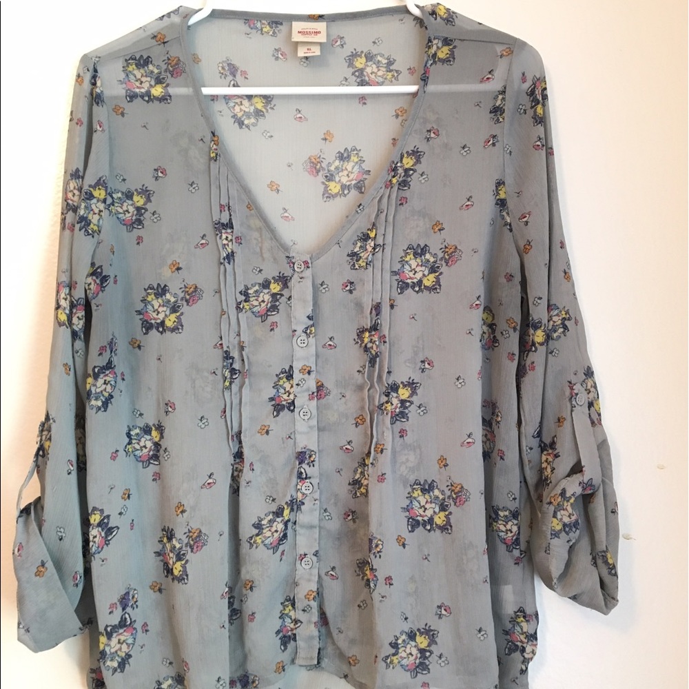 Mossimo V-Neck Blouse: Grey Floral