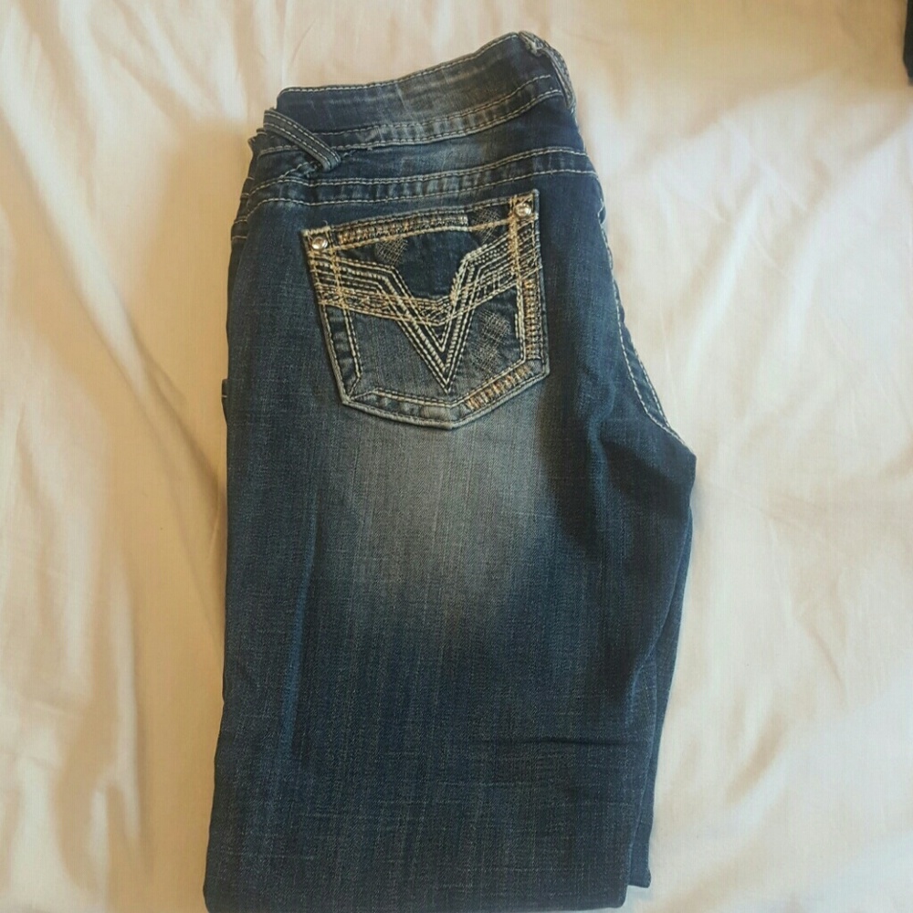 Capris - Picture 2 of 2