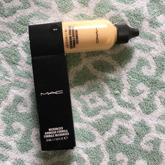 M•A•C Cosmetics Micronized Airbrush Formula - Picture 3 of 5