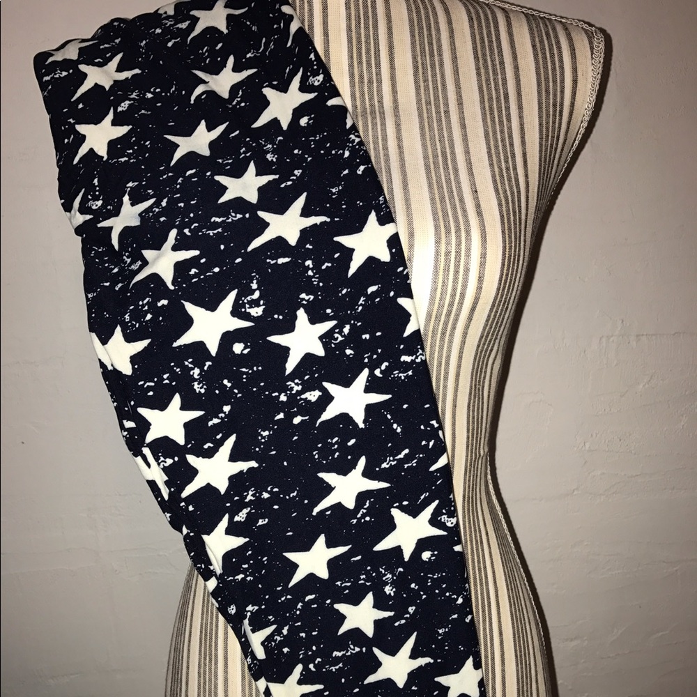 Navy back white stars