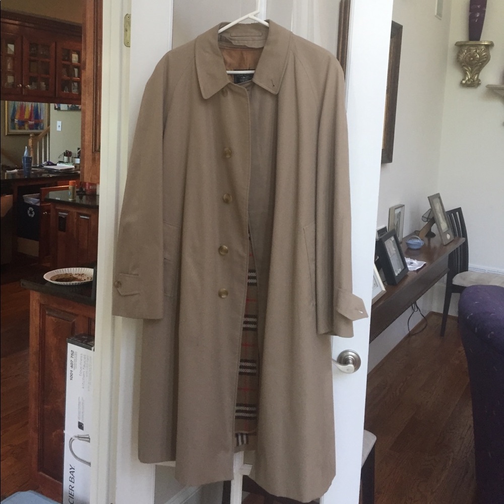 Burberry men's trench rain coat
