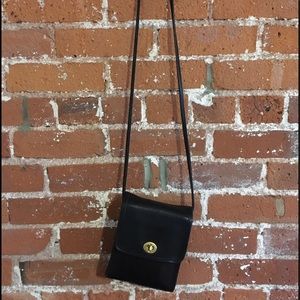 Vintage COACH saddlebag in black
