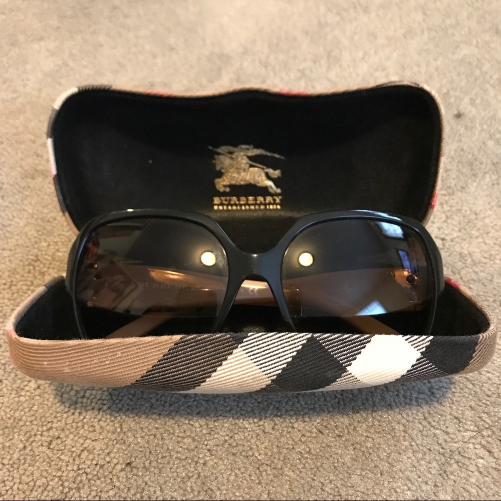 Burberry sunglasses