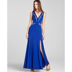 Stunning dress, super versatile in use