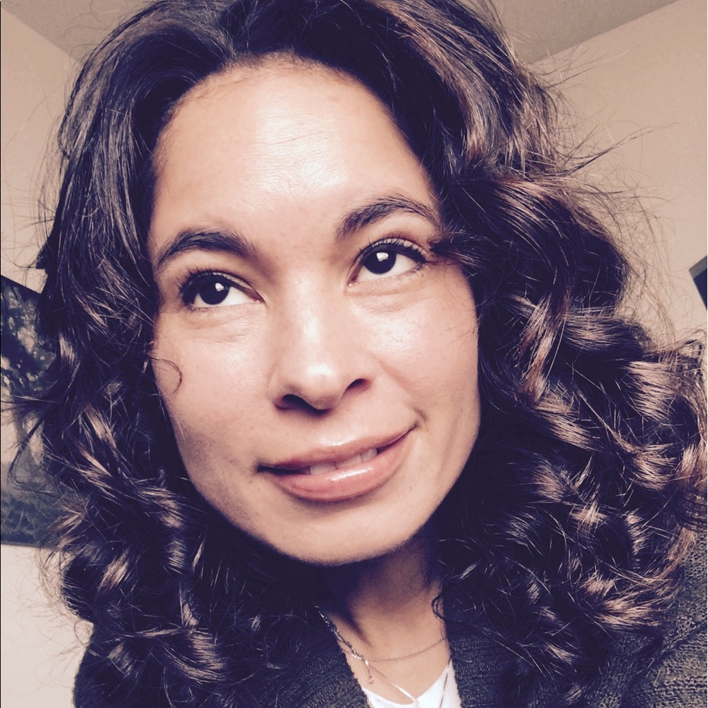Meet your Posher, Chenoa