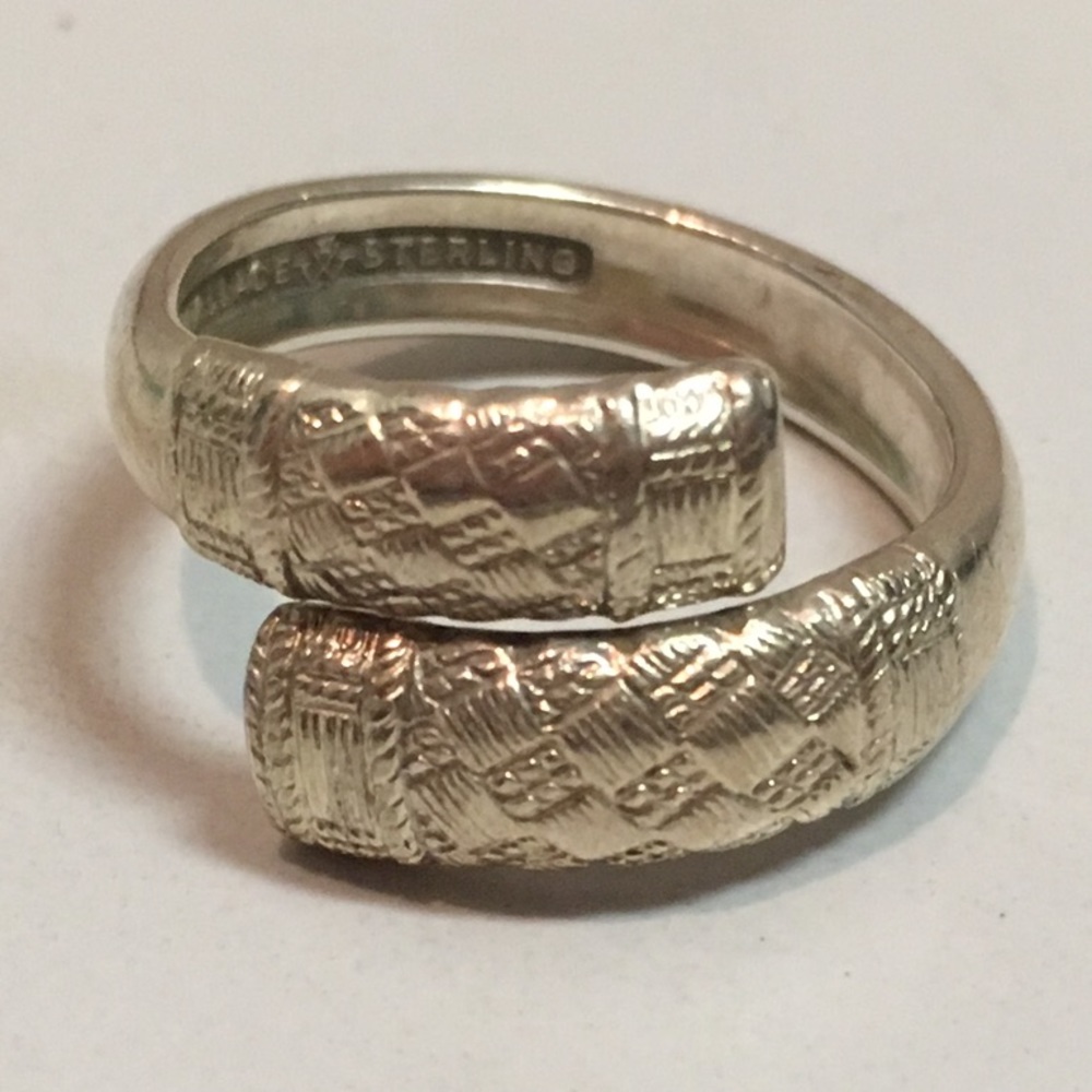 Vintage Wallace sterling silver ring