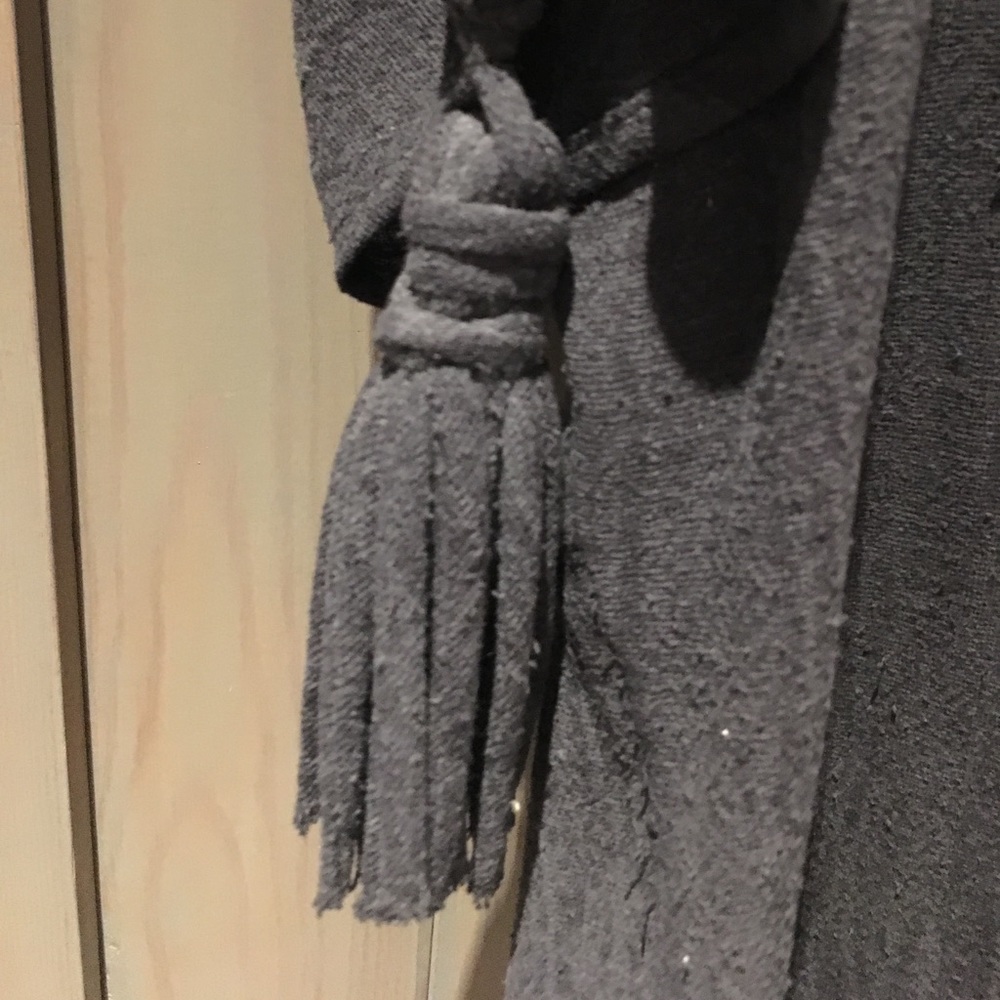 Top - Picture 3 of 4