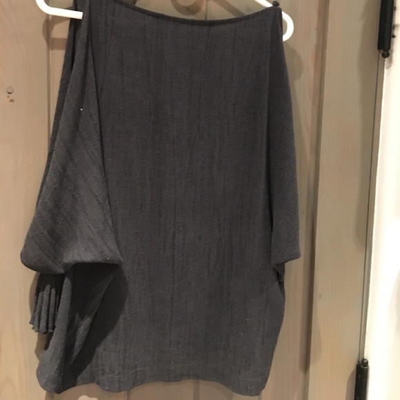 Top - Picture 4 of 4