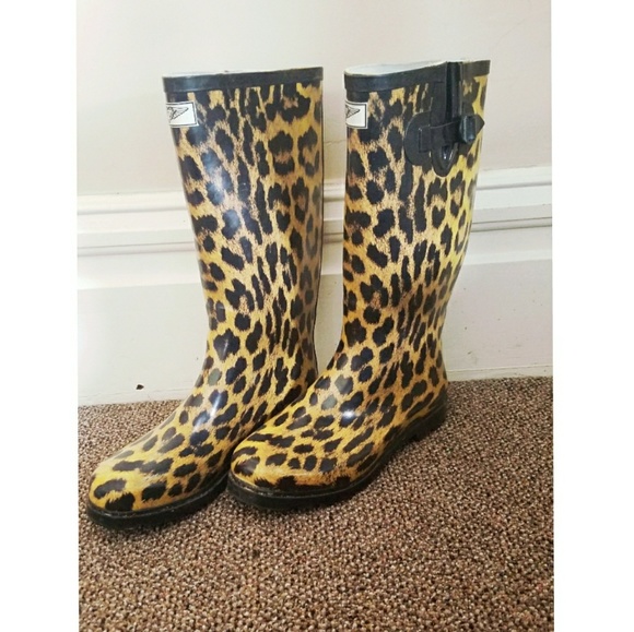 FY Shoes - Cheetah Print Rainboots